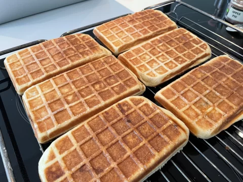 les gaufres fourrées aux prunes et tartes aux fruits!